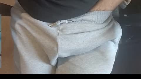 A online show from 10-01-25, 01:50