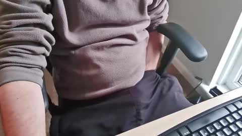 A online show from 11-23-25, 01:00