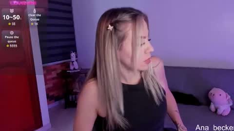 Snapshot of ana_becker1 chatting on 10-11-25, 03:39 Ana online show from 10-11-25, 03:39