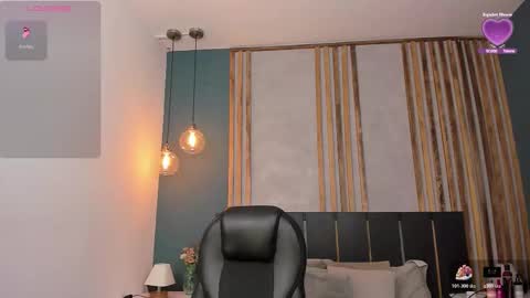 Snapshot of ana_coral chatting on 11-13-25, 03:27 Ana Coral online show from 11-13-25, 03:27