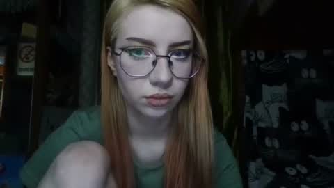 Snapshot of ana_dewitt chatting on 01-05-25, 06:35 ana dewitt online show from 01-05-25, 06:35