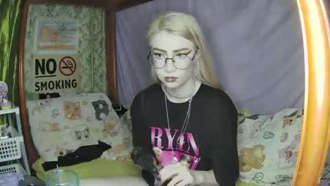 Snapshot of ana_dewitt chatting on 02-11-25, 11:12 ana dewitt online show from 02-11-25, 11:12