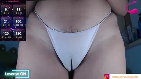 Snapshot of ana_loveee chatting on 09-26-25, 09:13 Ana lopez - Cameltoe girl online show from 09-26-25, 09:13