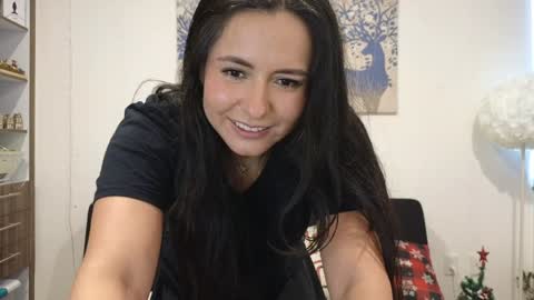 Snapshot of ana_melissa chatting on 01-08-25, 10:48 Ana Melissa online show from 01-08-25, 10:48