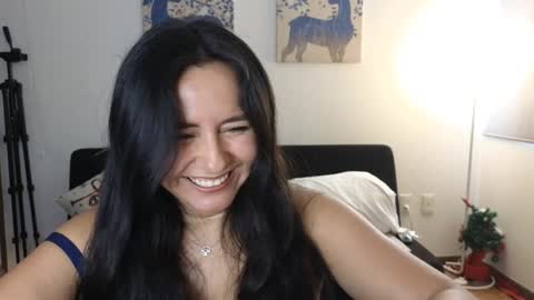 Snapshot of ana_melissa chatting on 01-27-25, 09:00 Ana Melissa online show from 01-27-25, 09:00