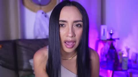   online show from 10-23-25, 04:34