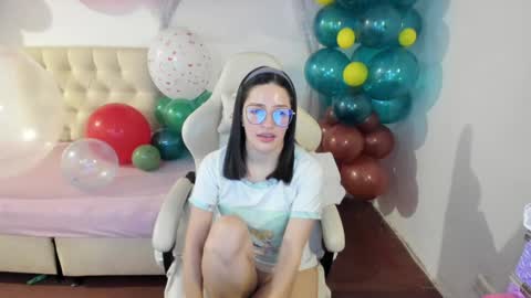 Snapshot of ana_ruuh chatting on 12-02-24, 08:00 Im anna but you can call me as you want online show from 12-02-24, 08:00