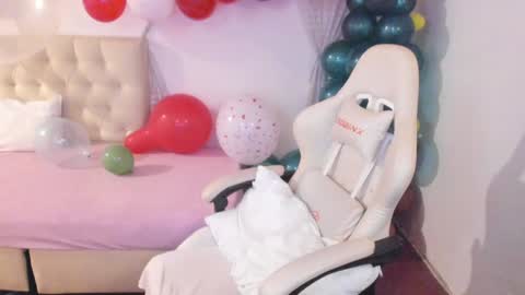 Snapshot of ana_ruuh chatting on 12-04-24, 12:08 Im anna but you can call me as you want online show from 12-04-24, 12:08