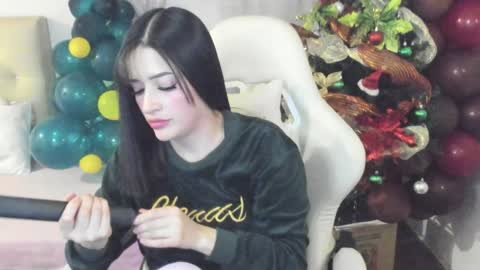 Snapshot of ana_ruuh chatting on 12-10-24, 10:16 Im anna but you can call me as you want online show from 12-10-24, 10:16