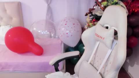 Snapshot of ana_ruuh chatting on 12-18-24, 05:00 Im anna but you can call me as you want online show from 12-18-24, 05:00