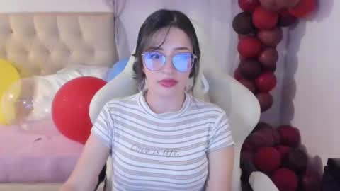 Snapshot of ana_ruuh chatting on 01-15-25, 11:30 Im anna but you can call me as you want online show from 01-15-25, 11:30