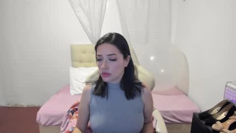 Snapshot of ana_ruuh chatting on 01-22-25, 07:34 Im anna but you can call me as you want online show from 01-22-25, 07:34