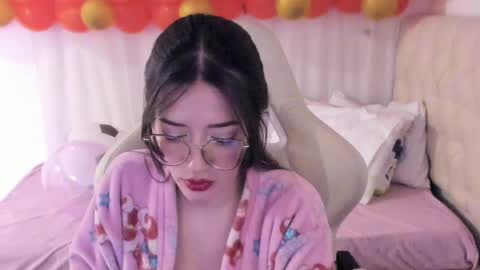 Snapshot of ana_ruuh chatting on 02-18-25, 05:21 Im anna but you can call me as you want online show from 02-18-25, 05:21