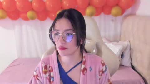 Snapshot of ana_ruuh chatting on 02-18-25, 08:25 Im anna but you can call me as you want online show from 02-18-25, 08:25