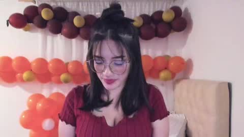 Snapshot of ana_ruuh chatting on 02-24-25, 02:30 Im anna but you can call me as you want online show from 02-24-25, 02:30