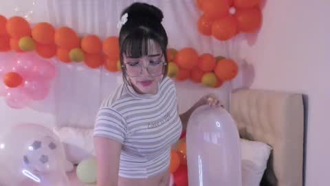 Snapshot of ana_ruuh chatting on 03-07-25, 11:16 Im anna but you can call me as you want online show from 03-07-25, 11:16