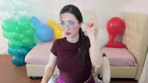 Im anna but you can call me as you want online show from 06-30-26, 08:43