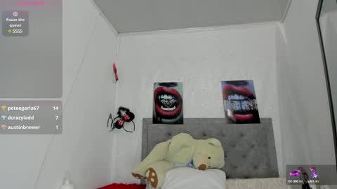 Snapshot of ana_starr chatting on 12-06-24, 01:40 Ana online show from 12-06-24, 01:40