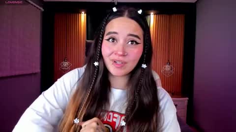 Snapshot of ana_taylor2 chatting on 09-11-25, 09:26 Ana online show from 09-11-25, 09:26