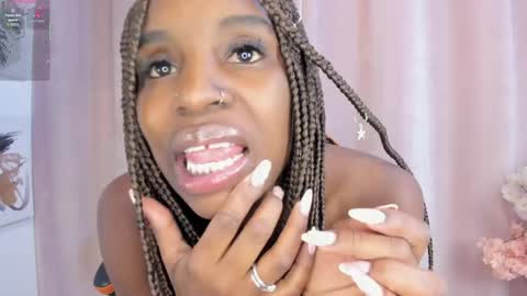 Snapshot of anaa_castillo_ chatting on 04-23-26, 11:20 Ana Castillo online show from 04-23-26, 11:20
