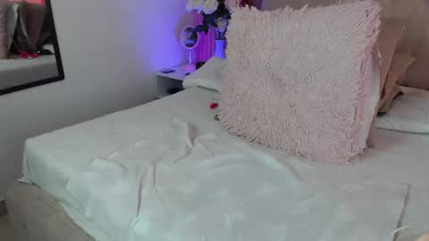 Ana Moon  online show from 02-06-26, 04:39