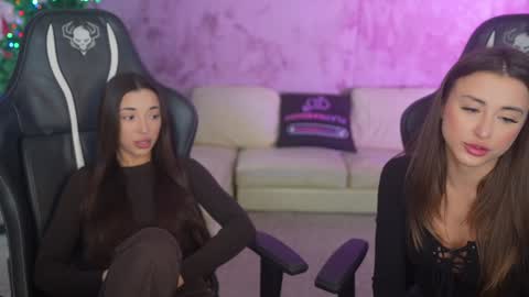 Snapshot of anabel054 chatting on 01-07-26, 08:28 Anabel Kira Zlata Kira Elice Lana Dominika Sofy Kaila Bridget online show from 01-07-26, 08:28