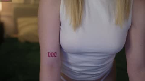 Snapshot of anabel054 chatting on 02-22-26, 08:35 Anabel Kira Zlata Kira Elice Lana Dominika Sofy Kaila Bridget online show from 02-22-26, 08:35