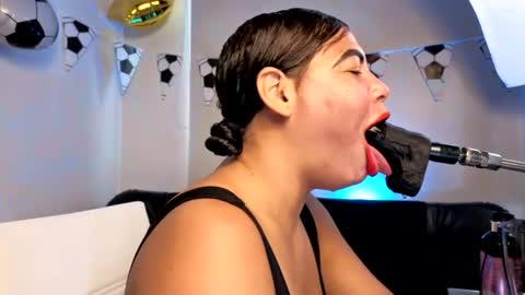 Snapshot of anabel693_ chatting on 07-12-26, 01:13 Anabel Alice Gandara online show from 07-12-26, 01:13