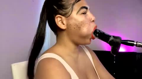 Snapshot of anabel693_ chatting on 08-02-26, 04:27 Anabel Alice Gandara online show from 08-02-26, 04:27