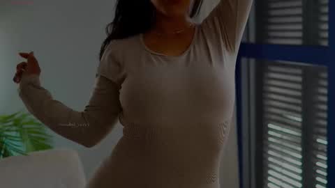 Snapshot of anabelcurvy chatting on 02-18-26, 03:41 anabelcurvy online show from 02-18-26, 03:41