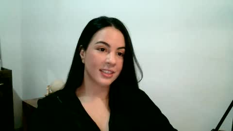 Snapshot of anabelenogueira1 chatting on 05-20-26, 01:17 anabelenogueira1 online show from 05-20-26, 01:17