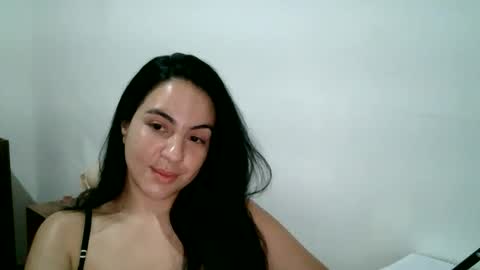Snapshot of anabelenogueira1 chatting on 05-27-26, 11:13 anabelenogueira1 online show from 05-27-26, 11:13