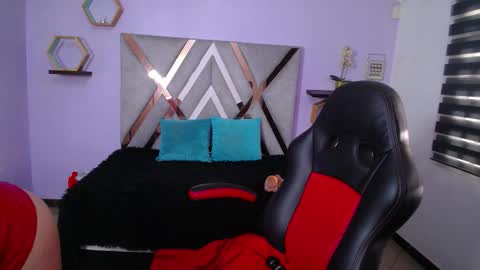 Anabella online show from 10-16-25, 11:44