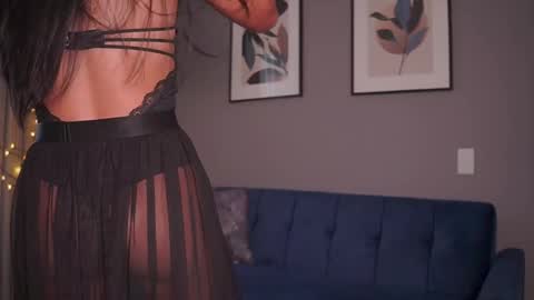 Snapshot of anablerd chatting on 03-10-25, 10:34 Ana -- Check and subscribe online show from 03-10-25, 10:34