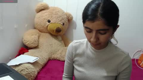 Anahi Browns online show from 02-06-26, 11:08