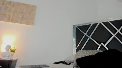 Anah online show from 01-18-25, 12:36