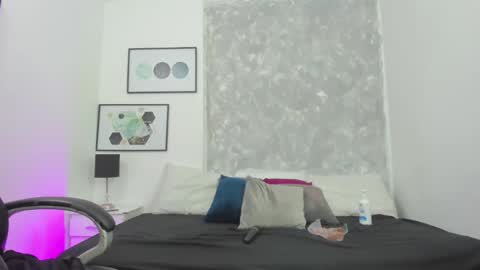 Snapshot of anahii_ruizz chatting on 03-08-25, 07:20 Anahii online show from 03-08-25, 07:20