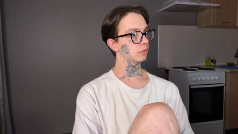 simon online show from 12-21-24, 06:02