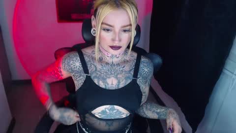  Callme Mistress Ani  online show from 01-21-25, 08:32