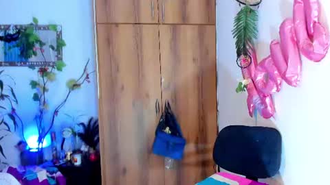 Snapshot of anai_valentinex chatting on 07-14-26, 02:05 anai_valentinex online show from 07-14-26, 02:05