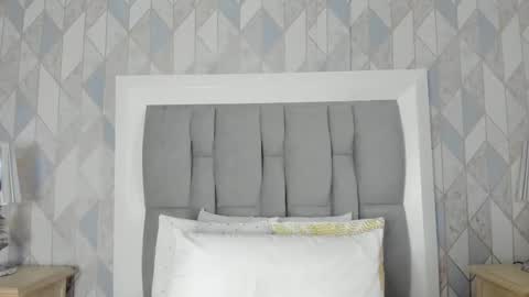   online show from 01-12-26, 11:48