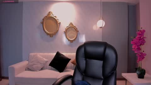 Anais Nin  online show from 02-23-25, 04:57