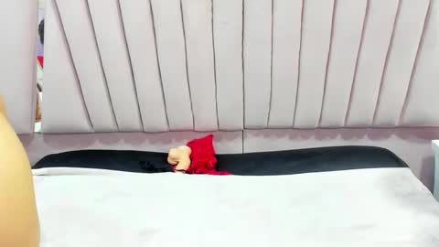 AbbyAndAntonela online show from 02-22-25, 05:02