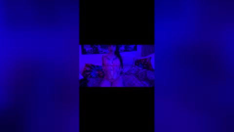 AnaLove online show from 11-30-25, 02:26