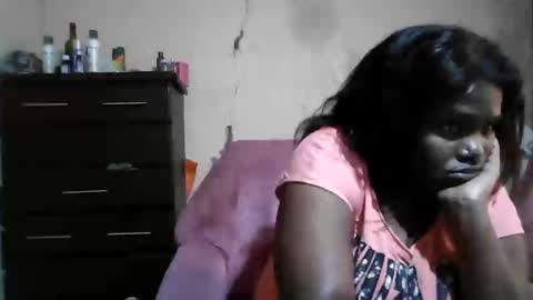 Snapshot of analslut1987 chatting on 06-10-26, 02:38 analslut1987 online show from 06-10-26, 02:38