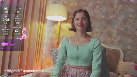 Snapshot of anam8 chatting on 01-08-25, 07:34 Ana Mara Botero online show from 01-08-25, 07:34