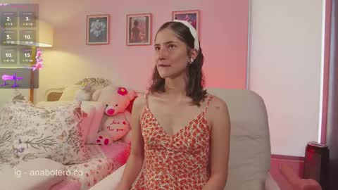 Snapshot of anam8 chatting on 10-14-25, 08:31 Ana Mara Botero online show from 10-14-25, 08:31