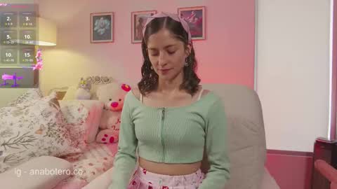 Snapshot of anam8 chatting on 10-16-25, 07:37 Ana Mara Botero online show from 10-16-25, 07:37