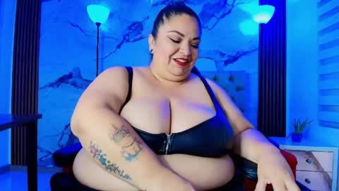 Snapshot of anamariiarios chatting on 06-09-26, 08:42 Ana Maria online show from 06-09-26, 08:42
