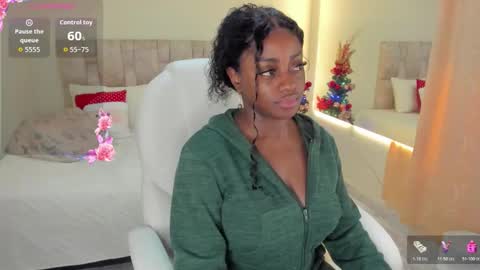 Snapshot of ananya_kay01 chatting on 12-05-25, 09:18 A N A my connection hours are from 600 pm to 12 pm Colombian time online show from 12-05-25, 09:18